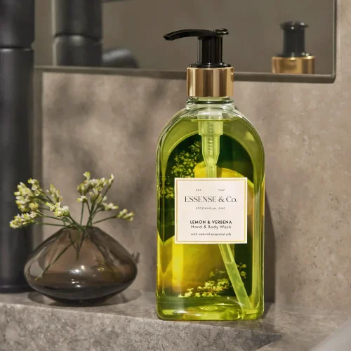 nước rửa tay của oriflame essense & Co Lemon & Verbena Hand & Body Wash 46642
